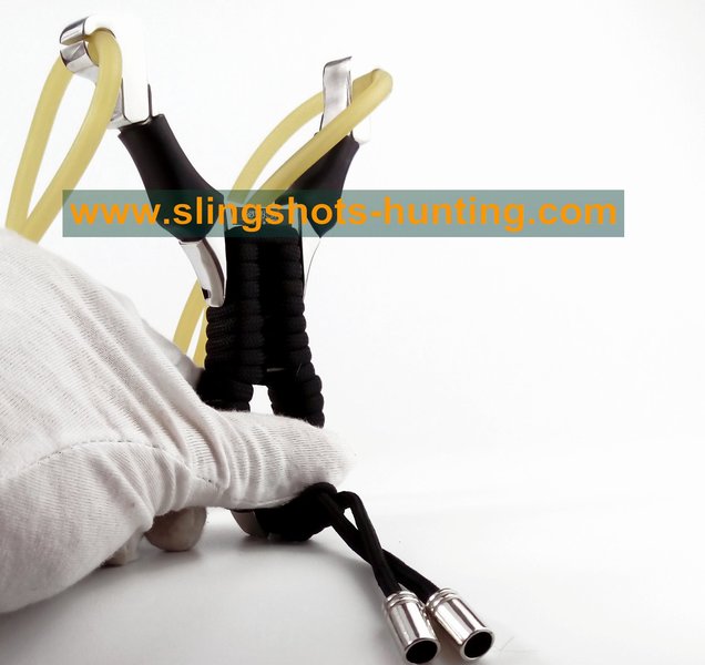 Classical Design Slingshot Outdoor Hunting For Sport 2 Bands - Click Image to Close